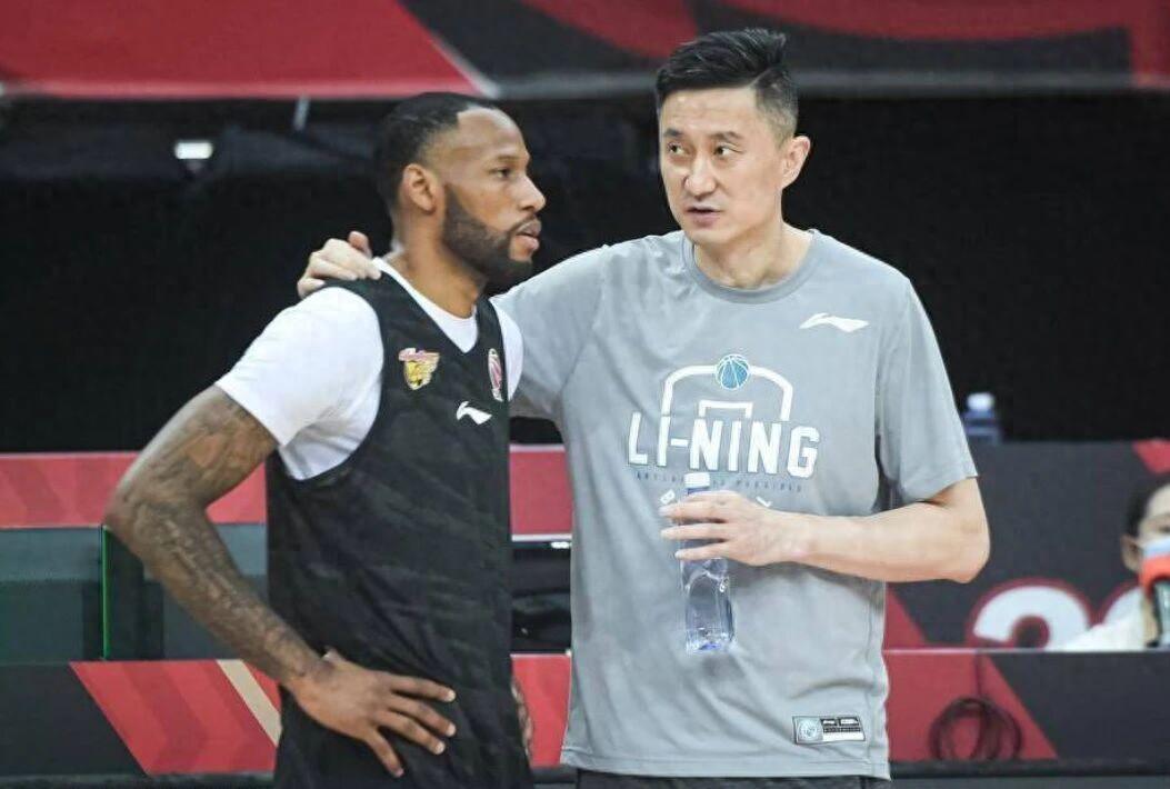 九游官网app下载-广东男篮三冠功勋成为教练，上海外援回归困难，四川又成全华班